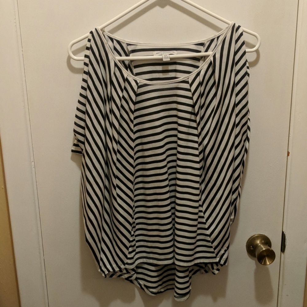 American Eagle cold shoulder blouse